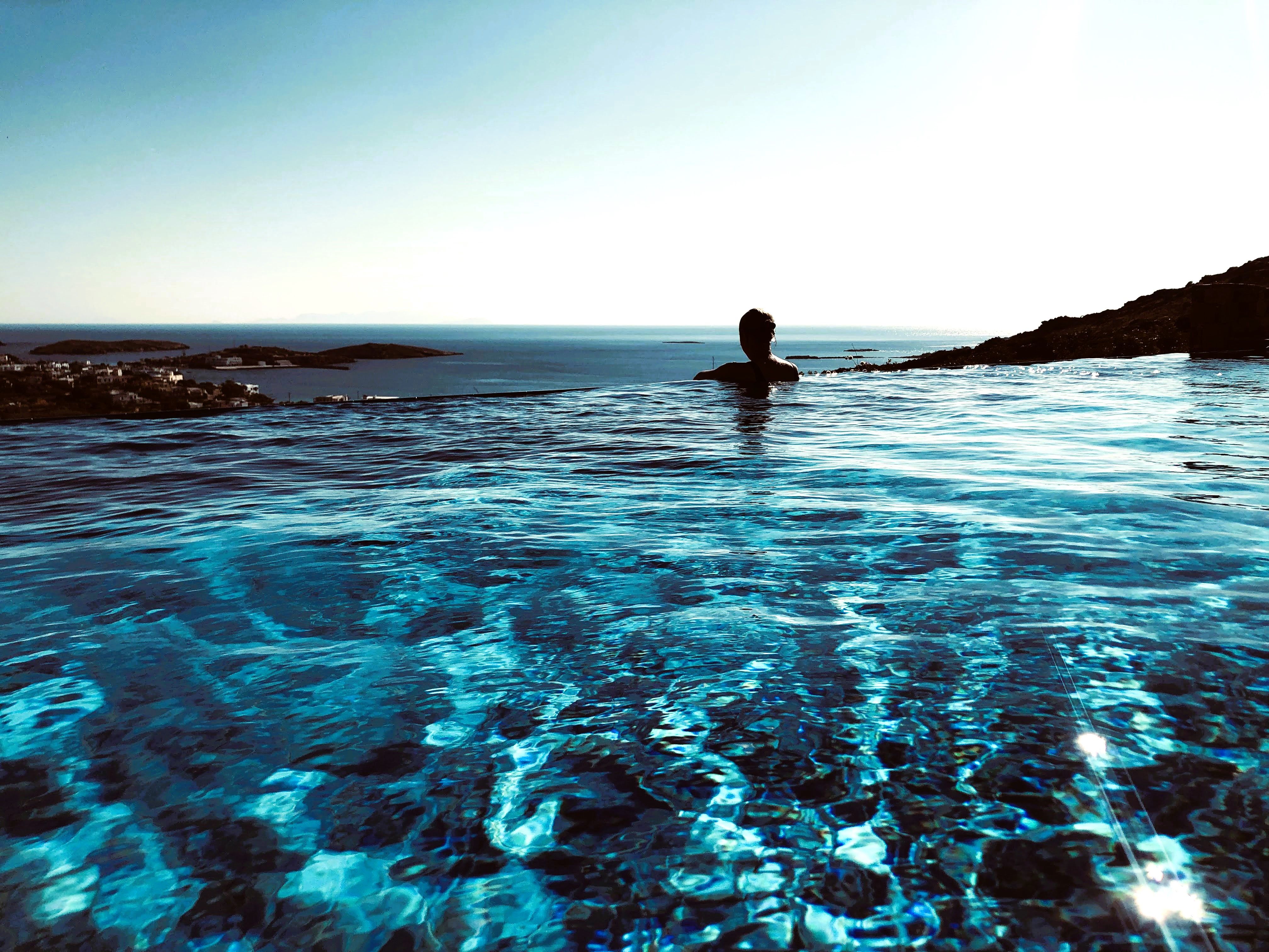 Pool Infinity view
